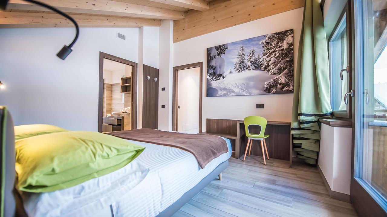 Vila Chalet 4 Stagioni Livigno Exteriér fotografie